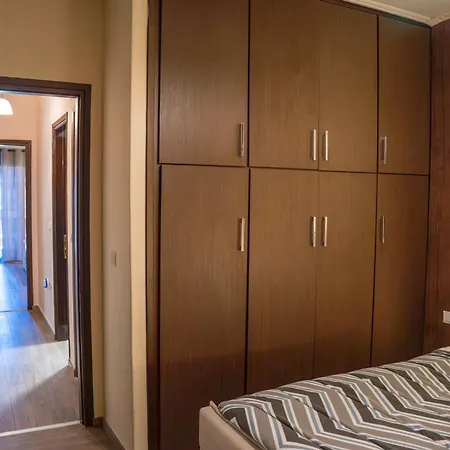 アパート Kontoylis *